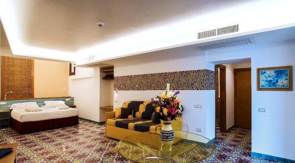 JUNIOR SUITE WITH TERRACE Room, Ravello Art Hotel Marmorata, Naples