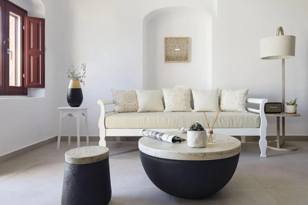 Room, Nano Suites, Santorini