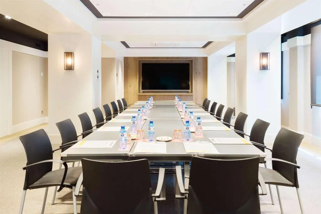 Conferences, Barcelona Universal, Barcelona