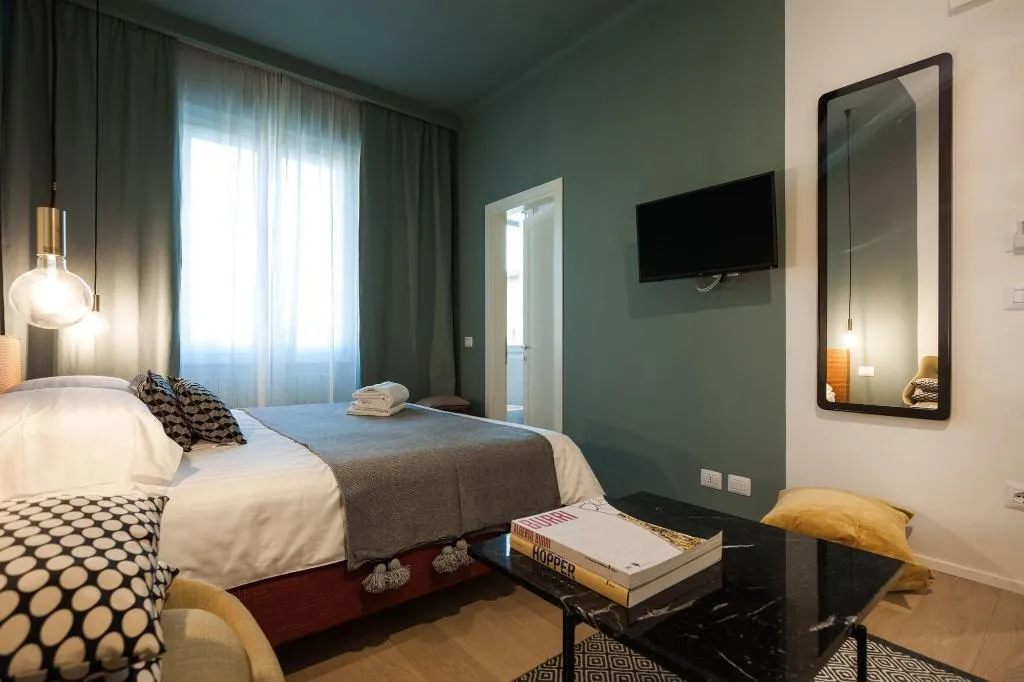 Room, B B Lorena Suites, Florence