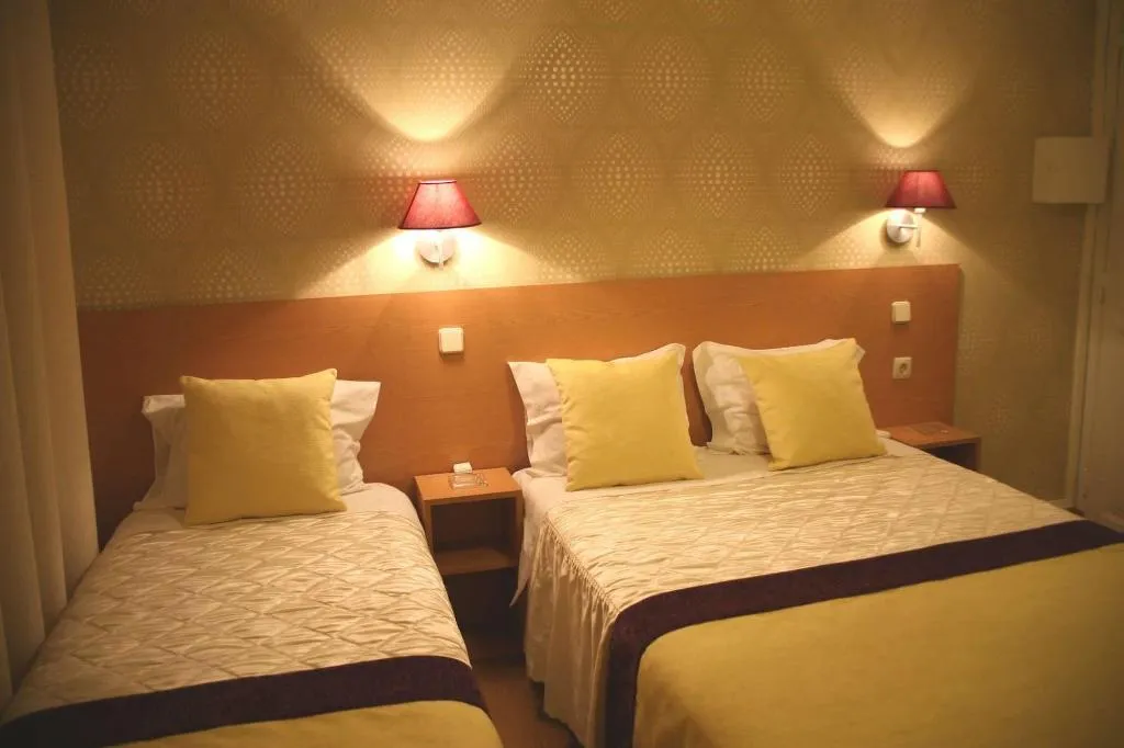 Room, Estrela Dos Anjos, Lisbon