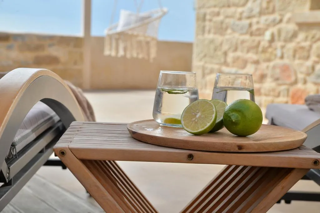 SUITE WITH JACUZZI Room, Akrolithi Boutique Hotel & Suites, Kalamata