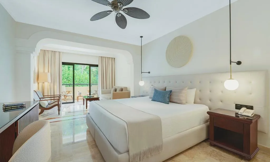 JUNIOR SUITE POOL VIEW Room, Grand Palladium Select White Sand Resort & Spa AI, Cancun Area