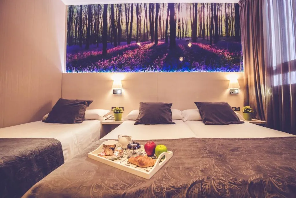 Room, Hostal Prado, Madrid