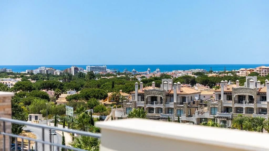 APARTMENT THREE BEDROOMS Room, Shantiapartments, Algarve