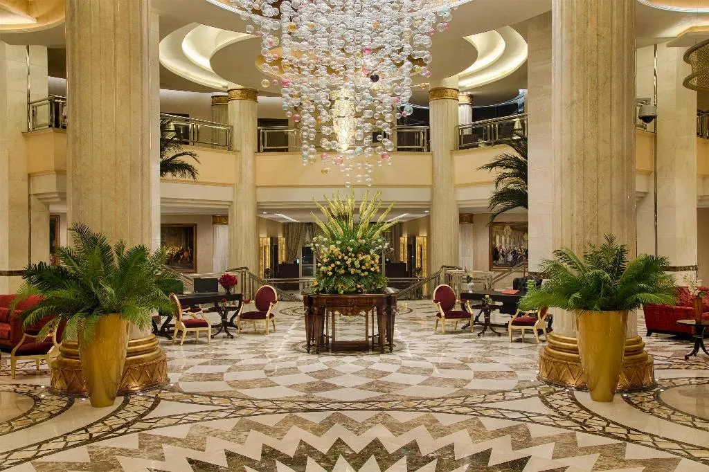 Lobby, Kempinski Palace Cairo, Cairo