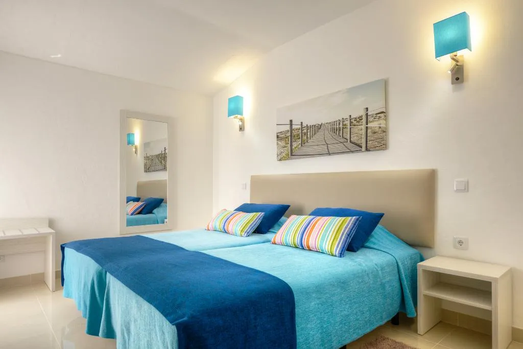 APARTMENT SIDE SEA VIEW TWO BEDROOMS Room, 3HB Golden Beach, Algarve