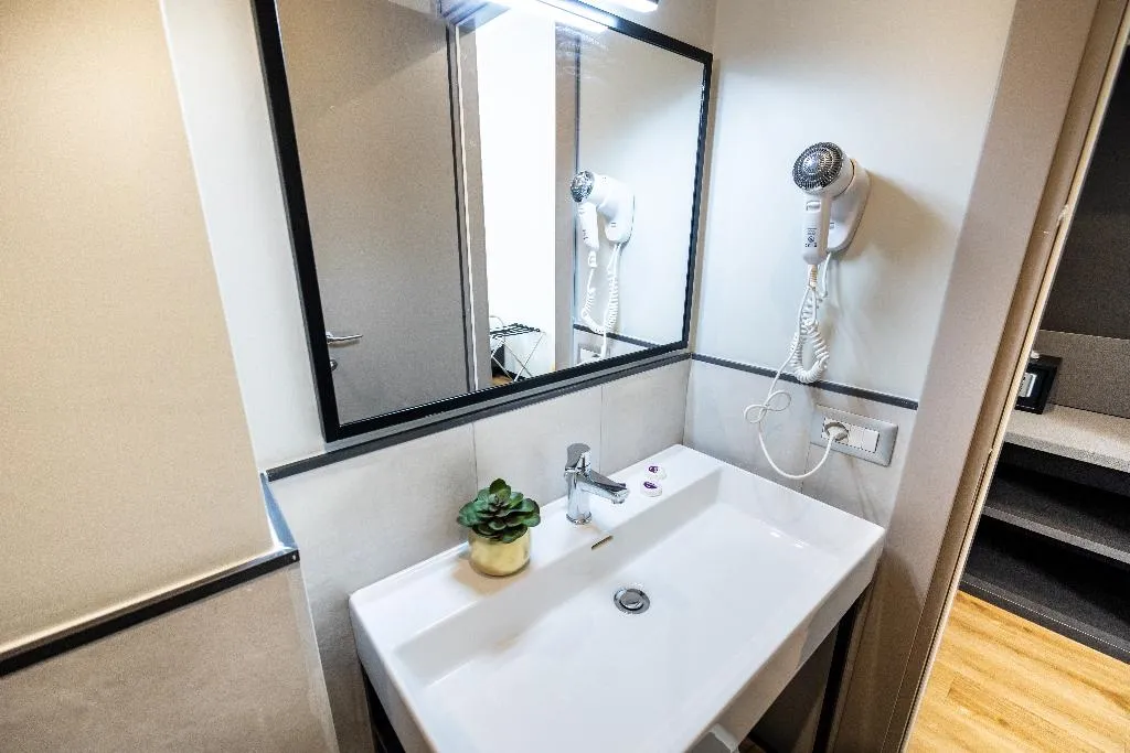 Double or Twin PREMIUM Room, The Cross, Rome