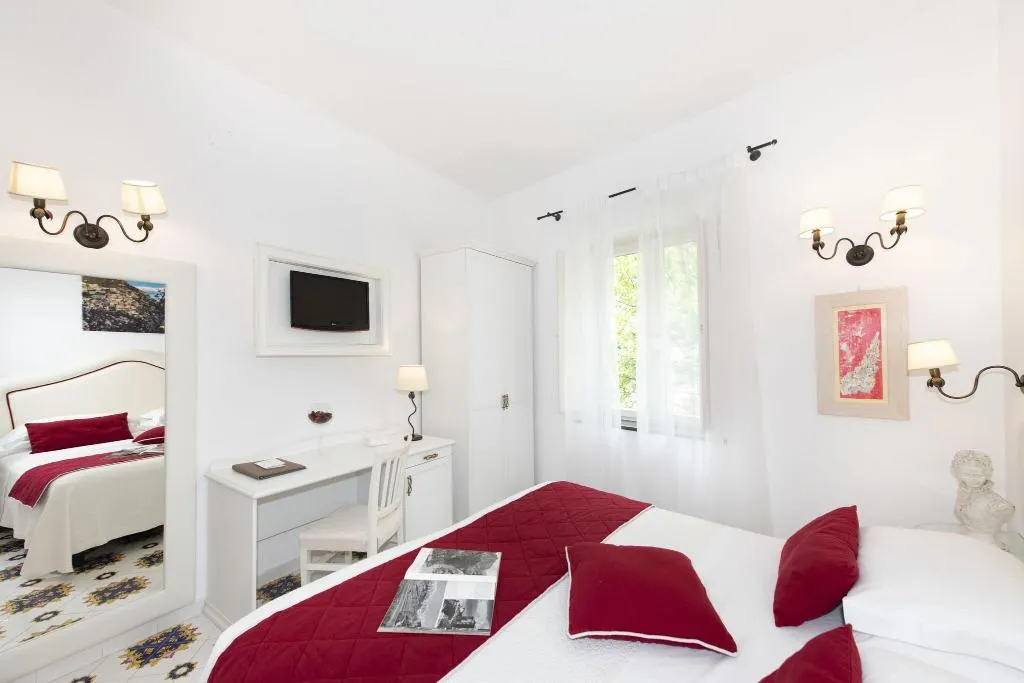 DOUBLE WITH VIEWS Room, Savoia, Naples