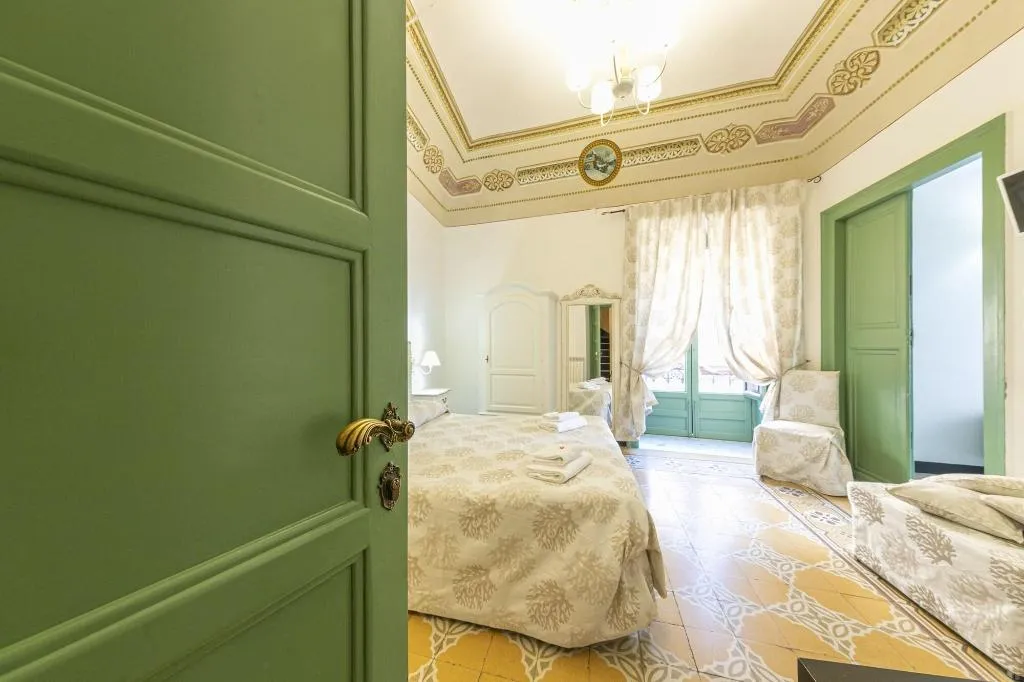 Room, Palazzo Villelmi, Palermo