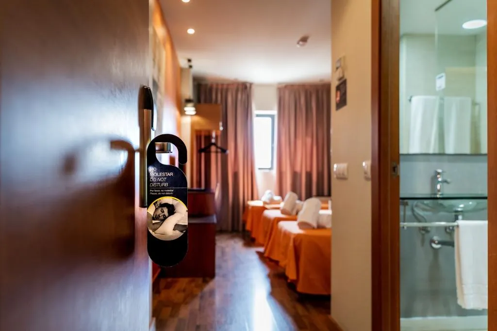 TRIPLE STANDARD Room, As Torrent, Valencia