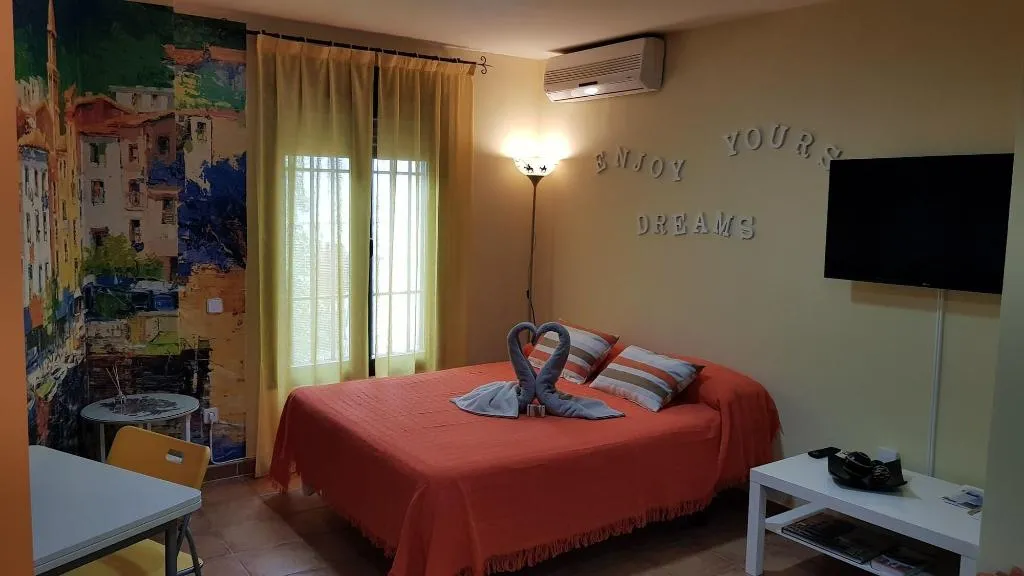 Room, El Sueño del Quijote, Madrid
