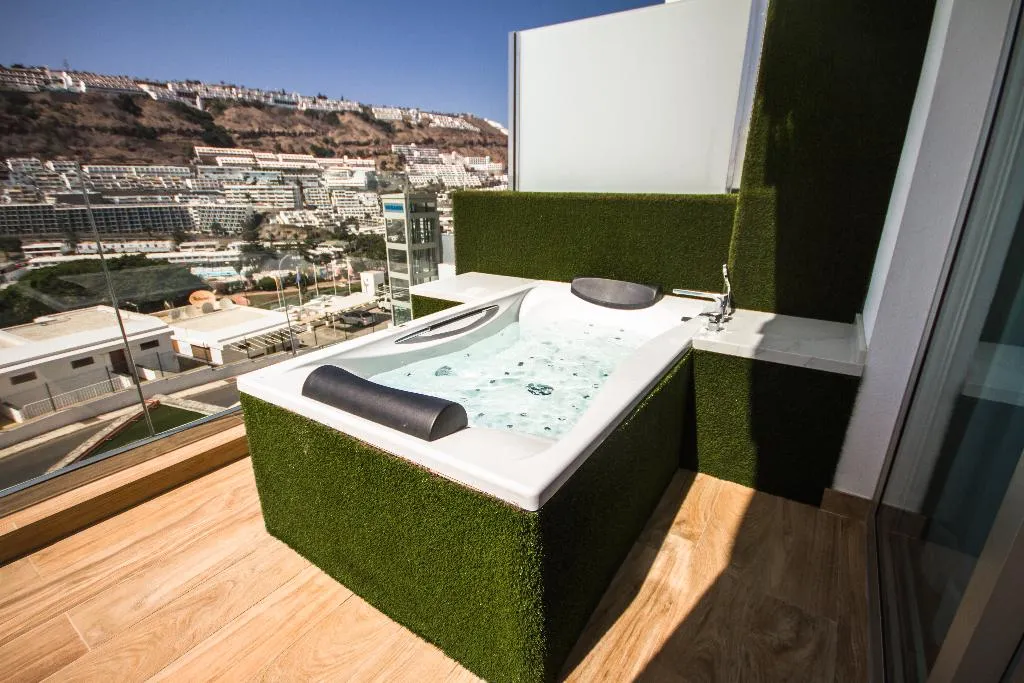 APARTMENT DELUXE SEA VIEW Room, IG Nachosol Atlantic & Yaizasol by Servatur, Gran Canaria