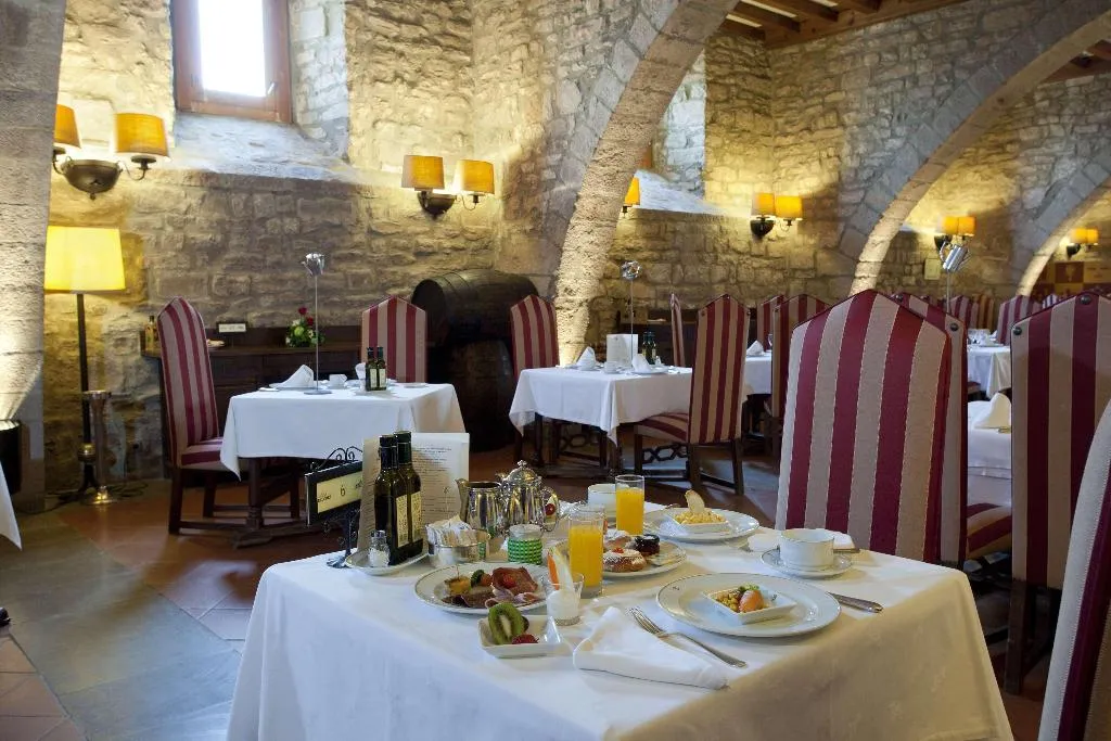 Restaurant, Parador de Cardona, Barcelona