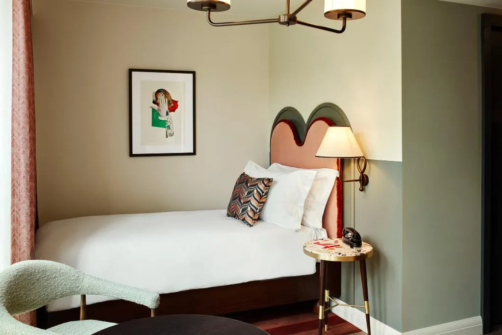 SINGLE STANDARD Room, The Hoxton, Berlin, Berlin