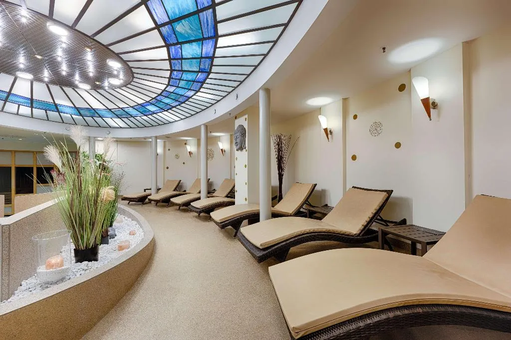 Sports and Entertainment, Park Inn by Radisson Berlin Alexanderplatz, Berlin