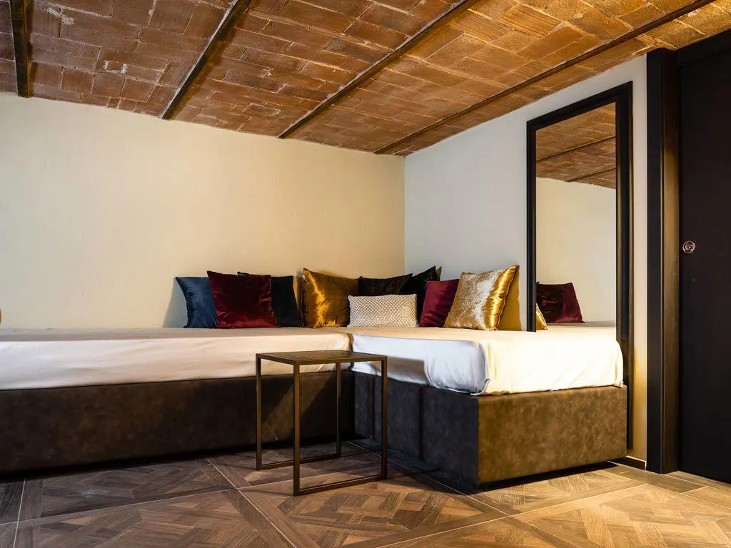 QUADRUPLE SUPERIOR Room, Corte Guelfa Firenze, Florence