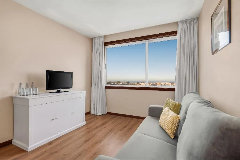 STUDIO STANDARD Room, Gaia Residence, Porto