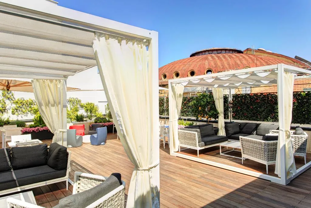 Terrace, iQ Hotel Roma, Rome
