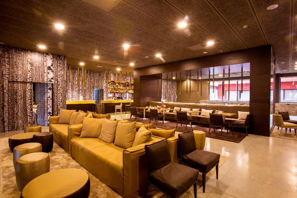 Bar, Montanya Hotel & Lodge, Costa Brava