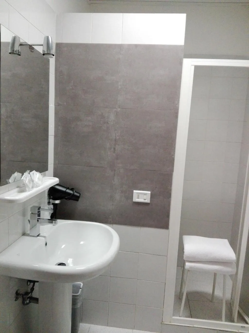 Room, Bert Hotel, Milan