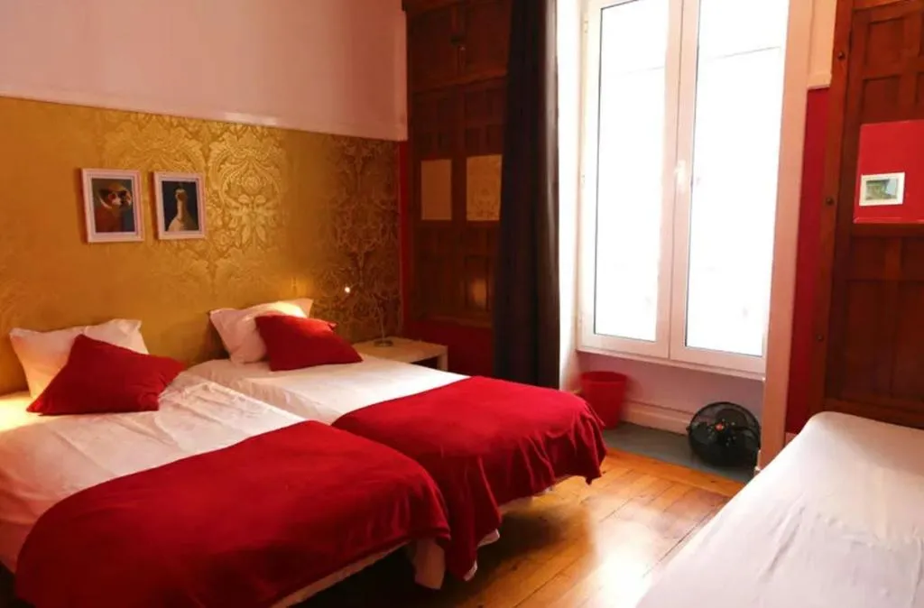 Room, Rivoli Cinema Hostel, Porto