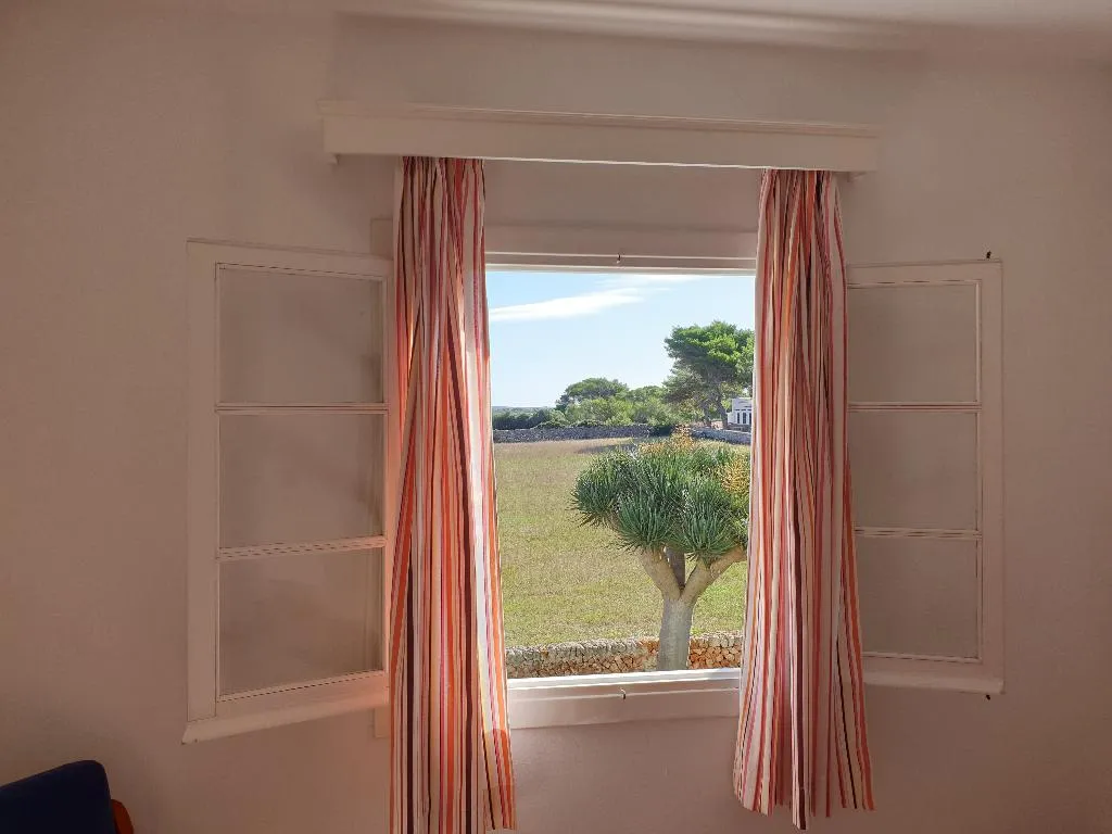 APARTMENT CAPACITY 3 TWO BEDROOMS Room, Piscis, Menorca