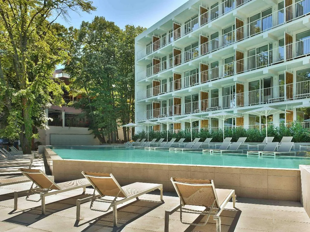 Pool, Ibis Styles Golden Sands Roomer Hotel, Varna