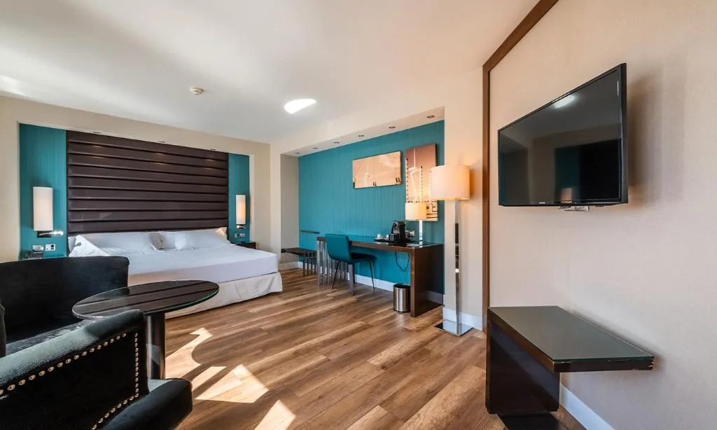 JUNIOR SUITE STANDARD Room, Pestana Arena Barcelona Boutique Hotel, Barcelona
