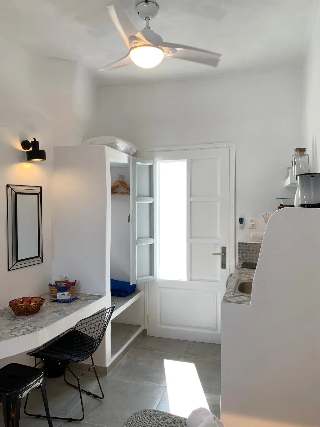 VILLA WITH TERRACE Room, Timedrops Santorini, Santorini