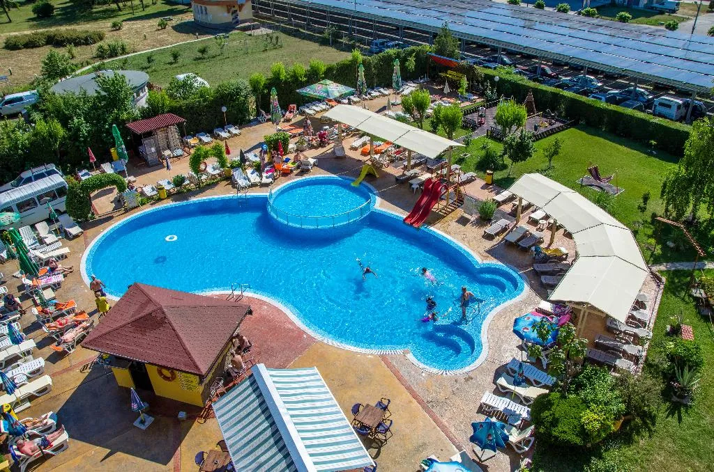 Pool, Trakia Garden, Bourgas