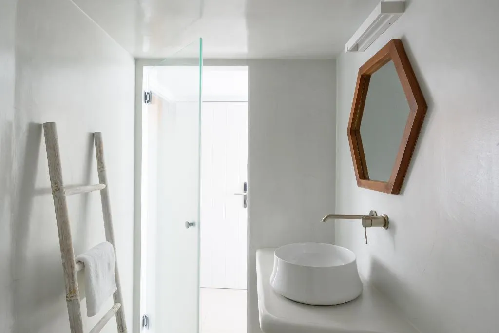 JUNIOR SUITE WITH JACUZZI Room, Nefeles Luxury Suites, Santorini