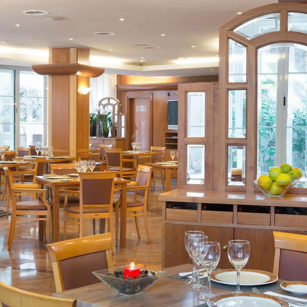 Restaurant, VP Jardin de Tres Cantos, Madrid
