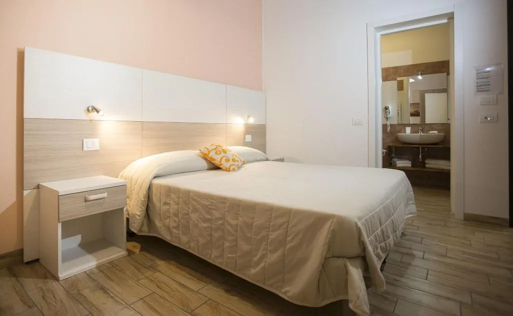 Room, Trapani Home, Palermo