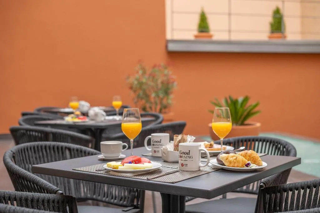 Terrace, Exe Tres Cantos, Madrid
