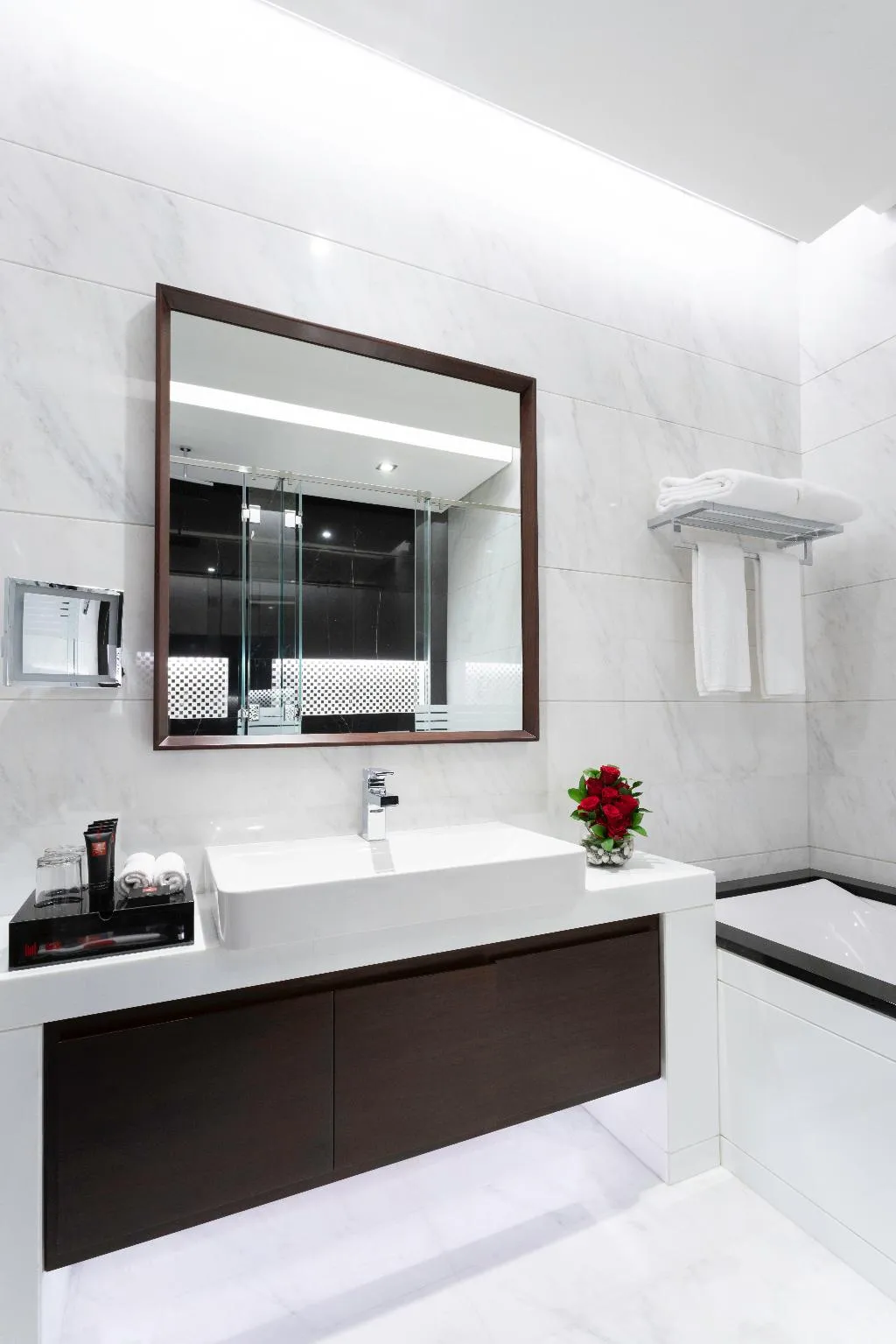 DOUBLE DELUXE Room, Renaissance Business Bay Hotel, Dubai, Dubai