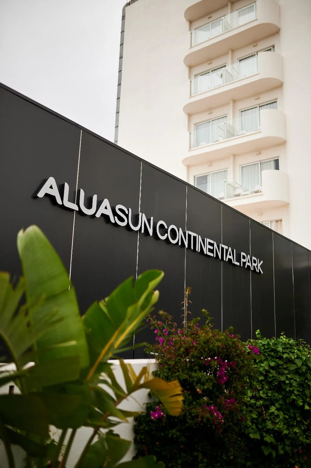 Lobby, AluaSun Continental Park Hotel & Apartments, Majorca