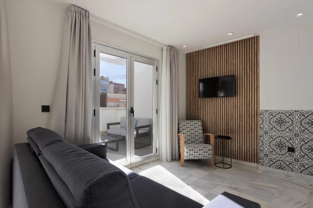 APARTMENT SUPERIOR WITH TERRACE Room, La Milagrosa, Costa Blanca