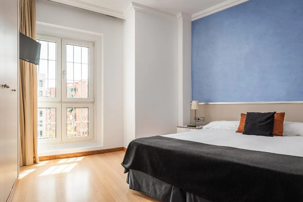 DOUBLE STANDARD Room, Abbot, Barcelona