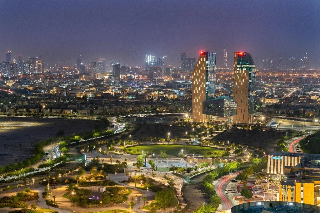 General view, Holiday Inn Hotel & Suites Dubai Science Park, Dubai