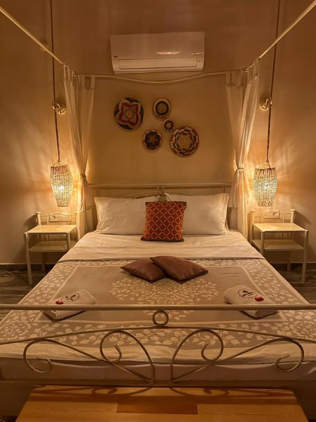 DOUBLE DELUXE WITH BALCONY Room, Hera Butik Hotels Alaçatı, Izmir