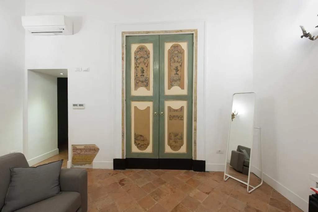 SUITE KING SIZE BED Room, Santa Chiara Boutique Hotel, Naples