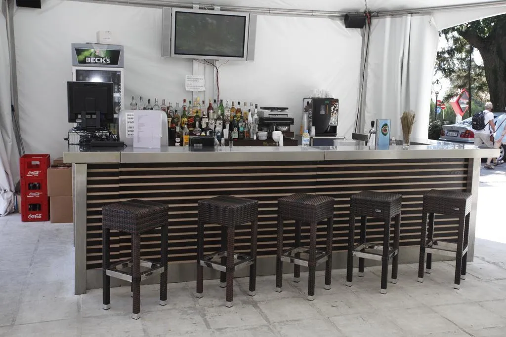 Bar, Gladiola, Varna