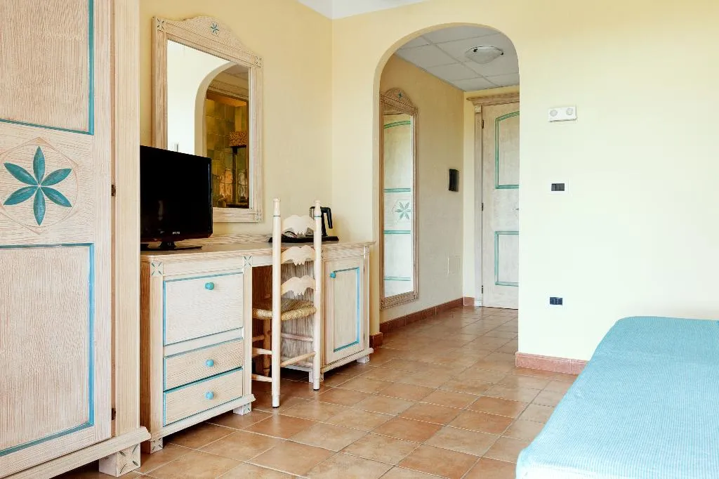 Room, Sentido Orosei Beach, Olbia