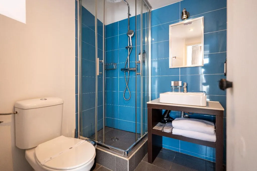 DOUBLE CITY VIEW Room, Casa Do Jasmim By Shiadu, Lisbon