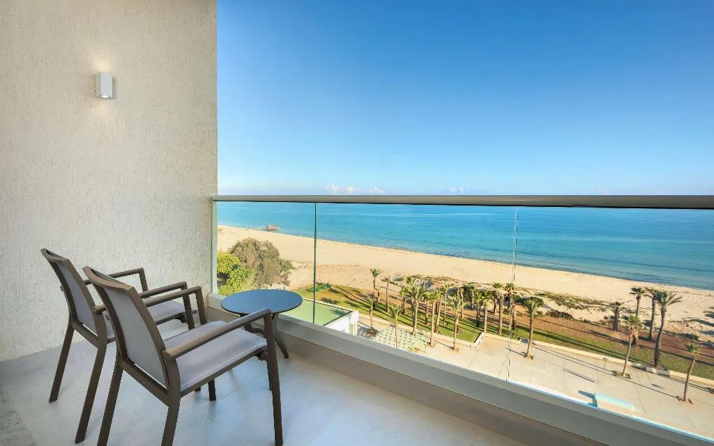DOUBLE DELUXE Room, Hilton Skanes Monastir Beach Resort, Tunisia