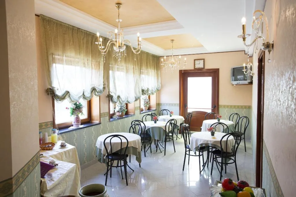 Restaurant, Hotel Miramare, Naples