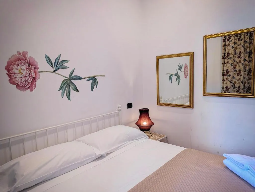 Room, La Locanda Dell Arte, Naples