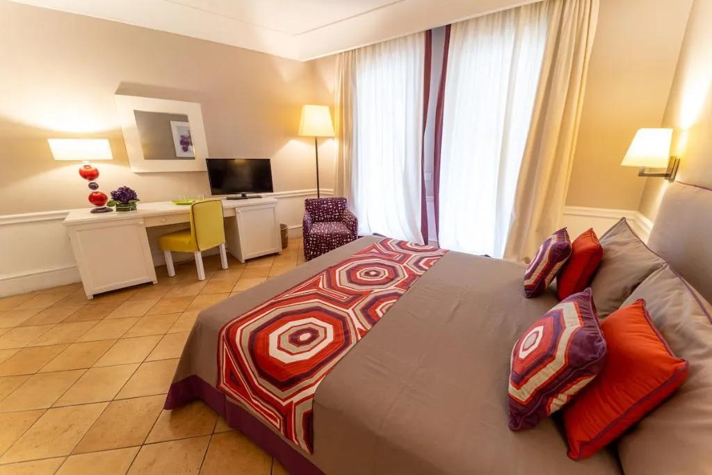 DOUBLE SINGLE USE DELUXE SEA VIEW Room, Della Piccola Marina, Naples