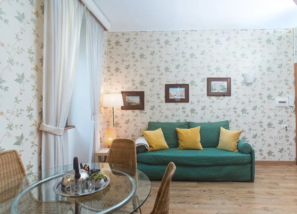 APARTMENT CAPACITY 3 Room, Residenza Echia, Naples